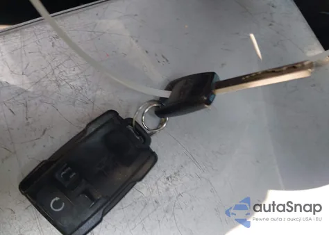 2014 Chevrolet Silverado 1500 1Lt из США, поврежденный, VIN 1GCRCREC8EZ243919